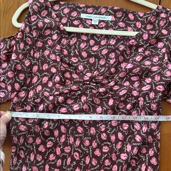 Vintage Diane von Furstenberg L'Amour Midi Dress - Picture 10 of 10